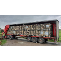 Bois de chauffage chêne et hêtre sec camion complet 30 stères Bretagne