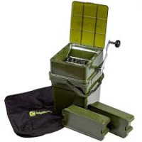 Machine à rouler les bouillettes RidgeMonkey Advanced Boilie Rolling Table MK2